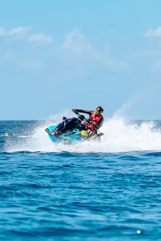 jet ski 