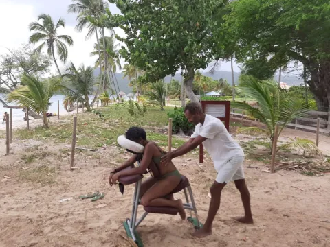 MASSAGE SUR CHAISE "Katta Amma"